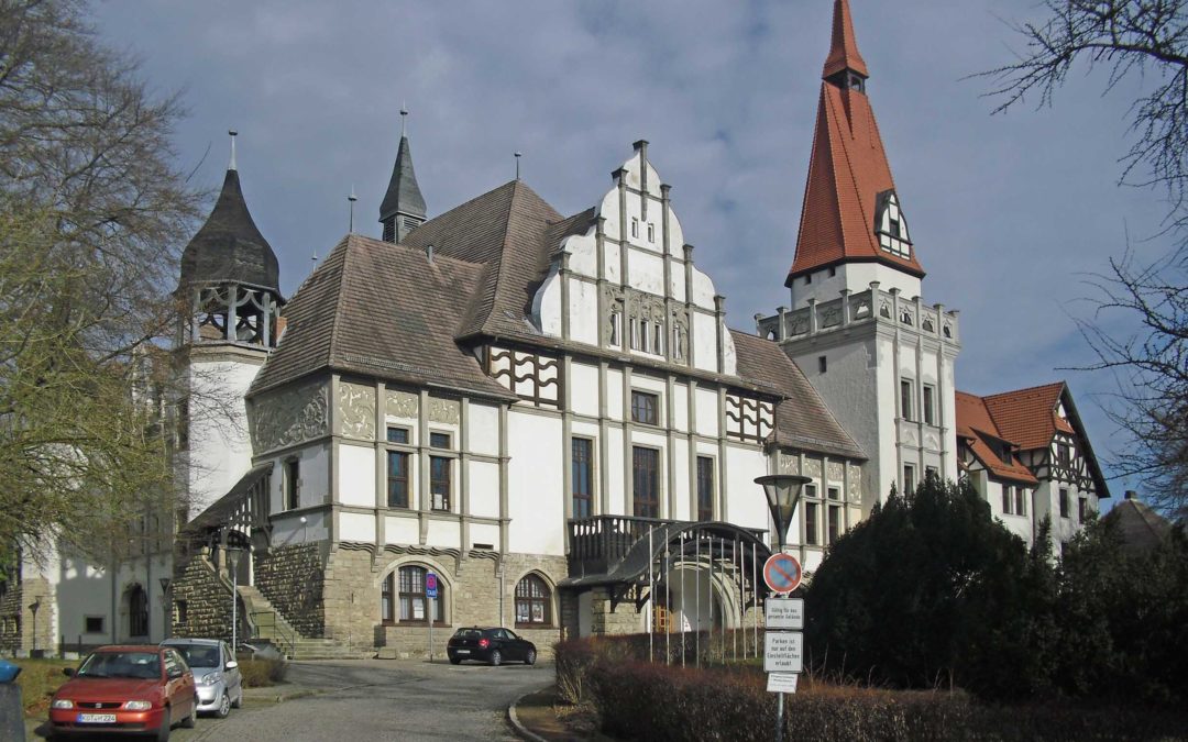 Fassadensanierung und Nutzungsänderung Saal-Servicebereiche des denkmalgeschützten Kurhauses Bernburg